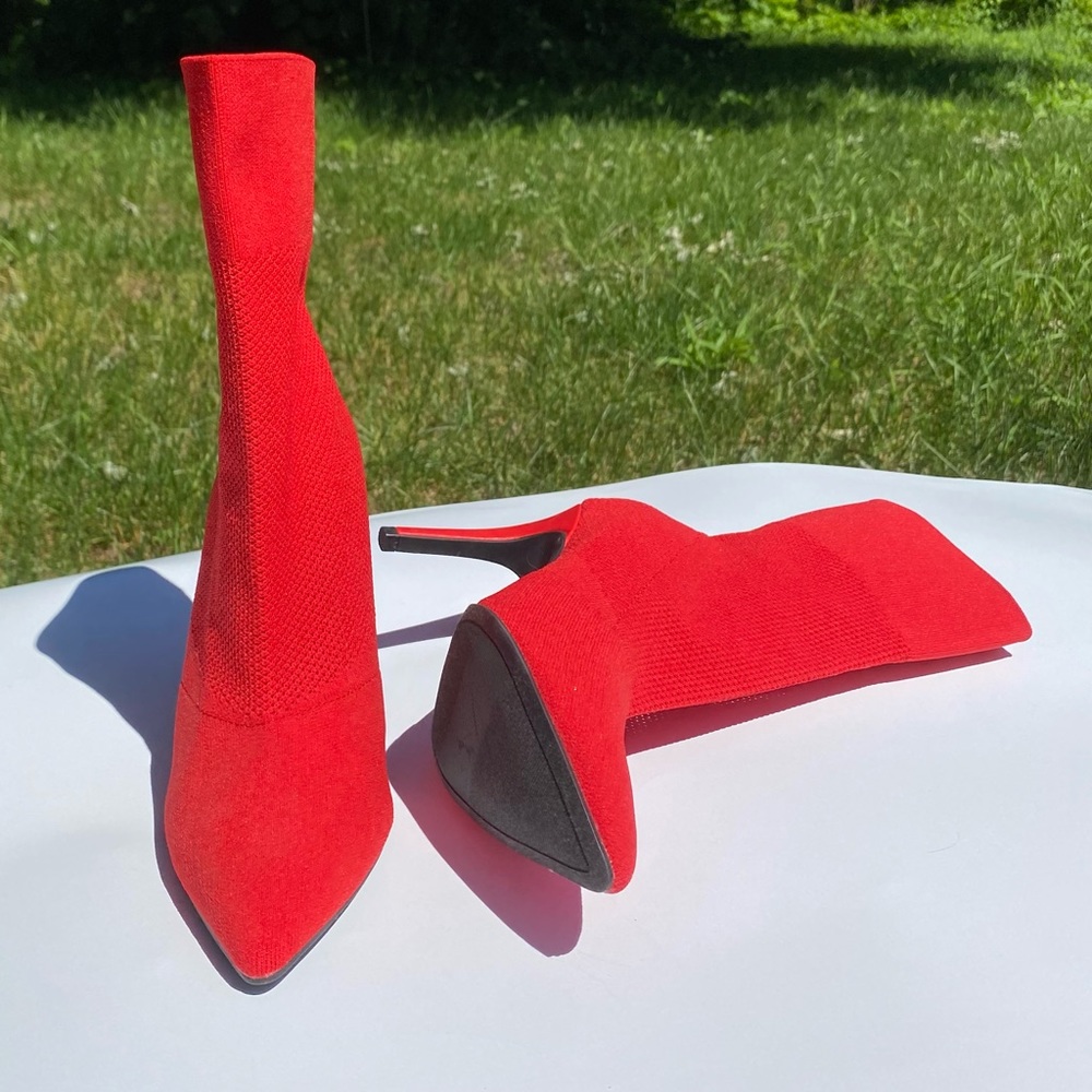 NWOT Brash Red Heeled Pointed Toe Ankle Boots